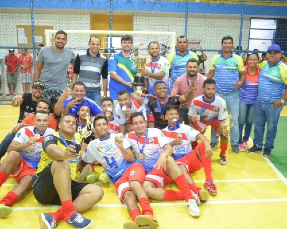 Com goleada sobre o Atlético os Calças FC sagrou-se campeão do campeonato de Futsal de Luziápolis 