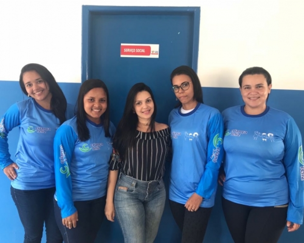 Visitadoras do programa Criança Feliz recebem fardamento com proteção UV