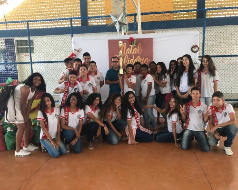 Escola Monsenhor Hildebrando realizou a culminância da ação social Natal Solidário