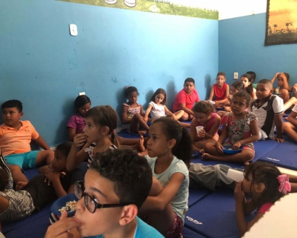 CRAS realiza mais uma edição do Projeto Cine Convivência
