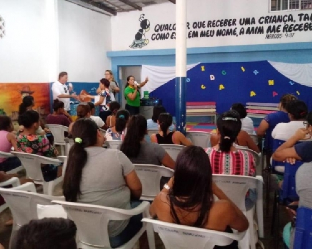 Equipe do Cadastro Único realiza bate papo com pais dos alunos do CEI Cícera Marinho