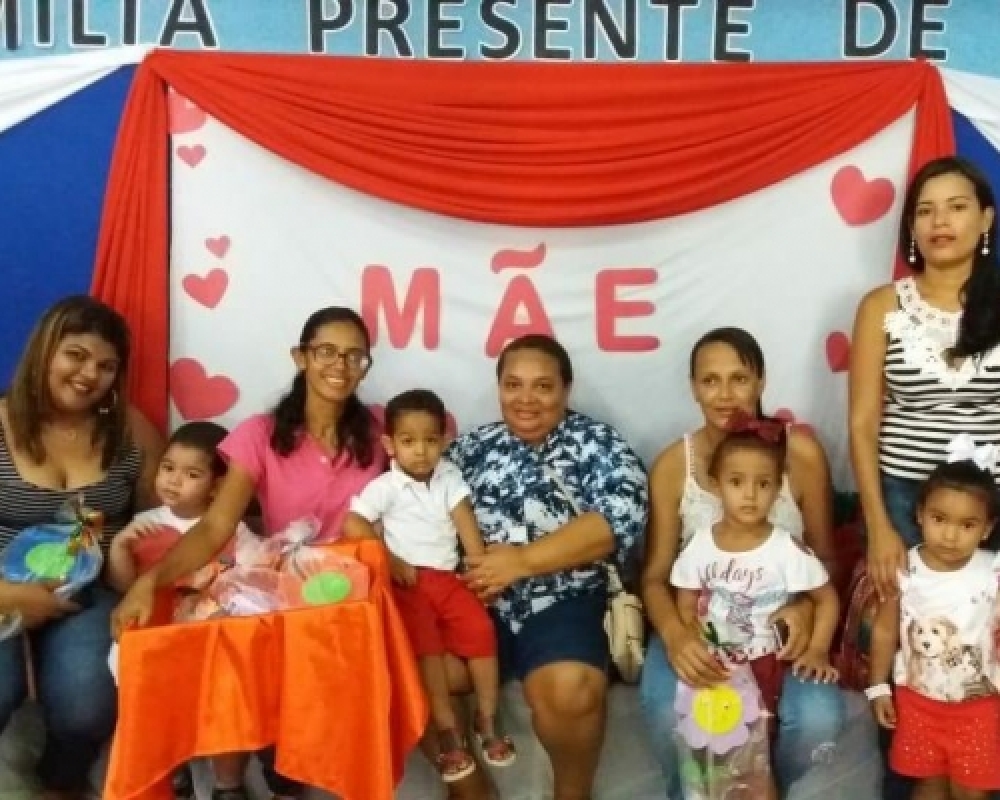 Instituições de ensino de Campo Alegre desenvolvem ações em comemoração ao Dia das mães