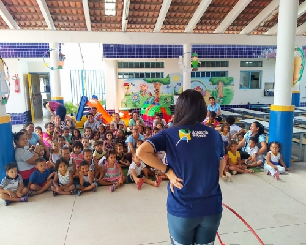 Programa Saúde na Escola promove atividades e práticas corporais nas escolas de tempo integral e EJA