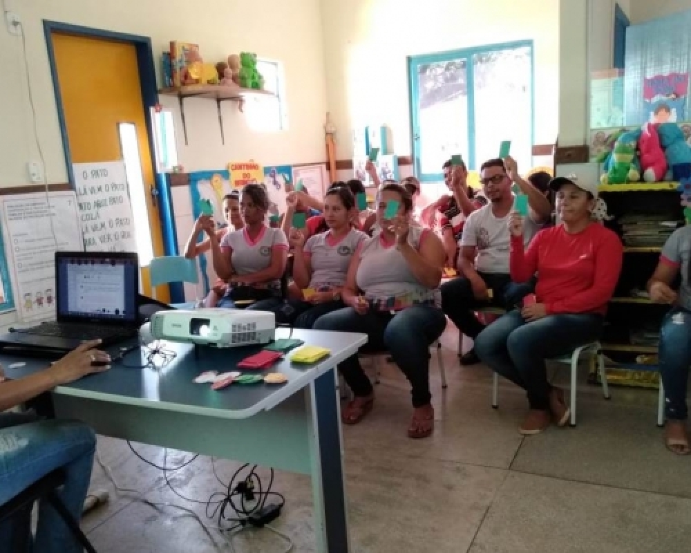 Secretaria de Educação realiza avaliação de Indicadores de qualidade da Educação Infantil