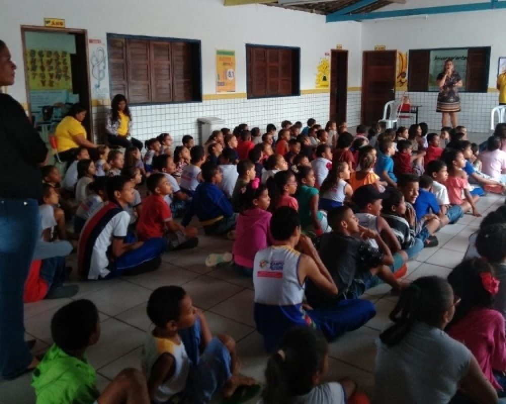 CREAS de Campo Alegre realiza ações da Campanha de Combate ao Trabalho Infantil 