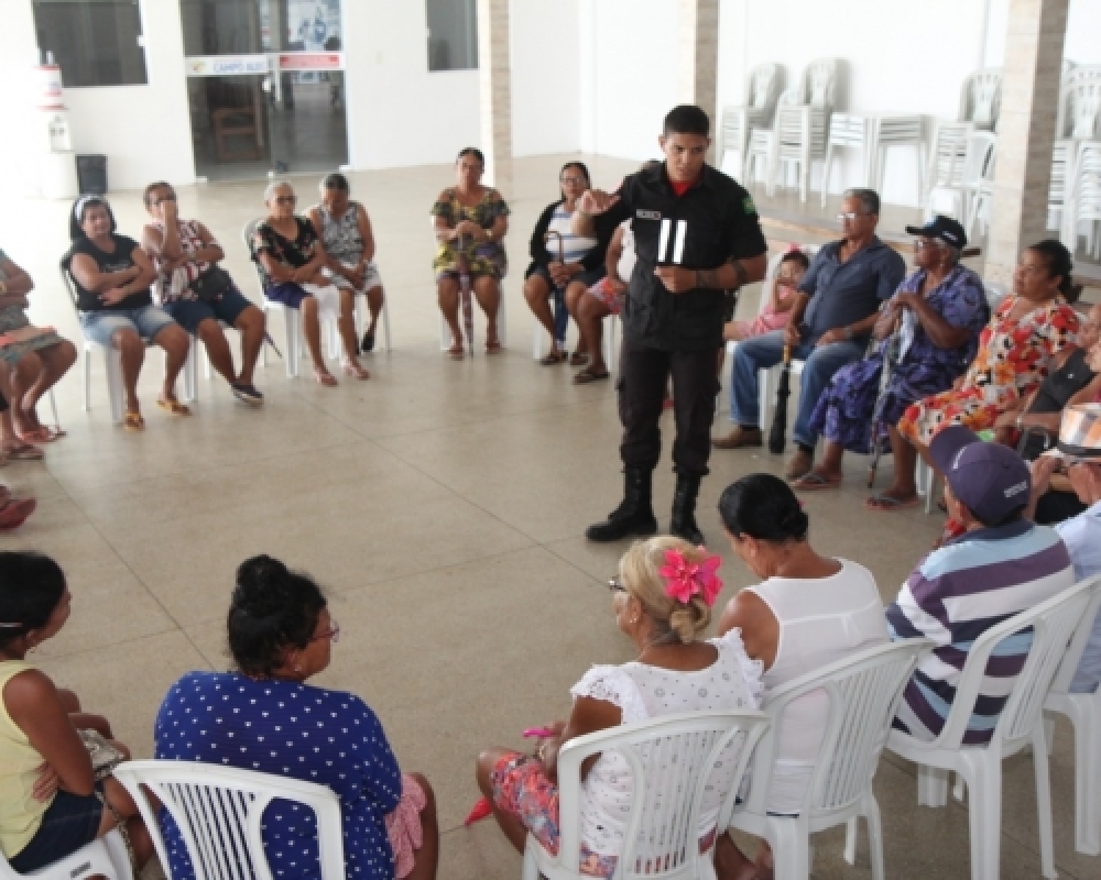 Secretarias promovem palestra sobre primeiros socorros para grupo de Idosos