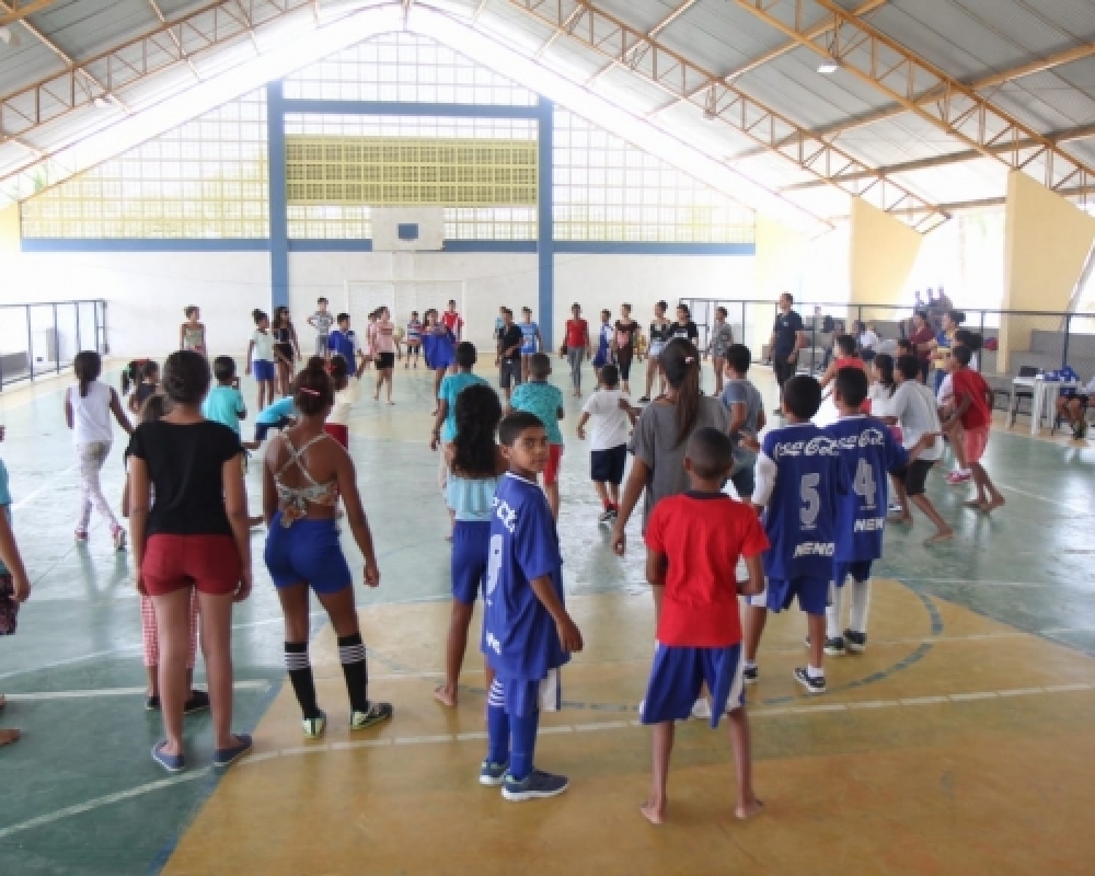 Criaças e adolescentes do Serviço de Convivência e Fortalecimento de Vínculos participam de Torneio