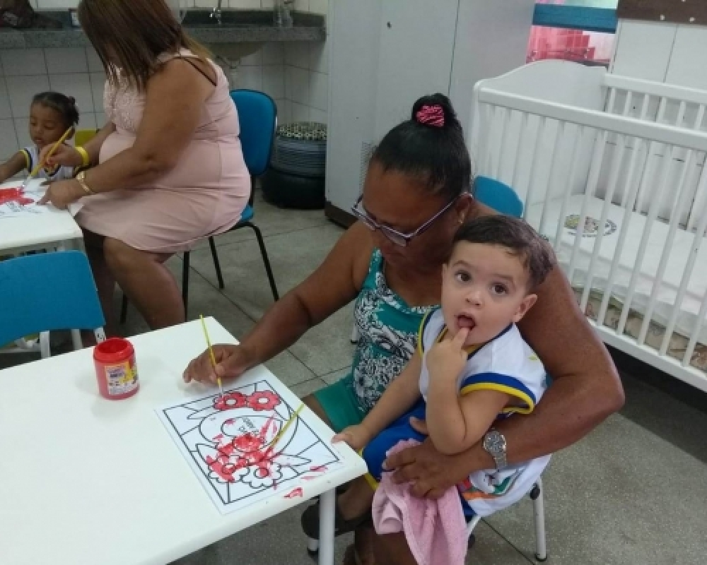 CEI professora Maria Valcira  de Medeiros realiza ações em homenagem ao Dia dos avós