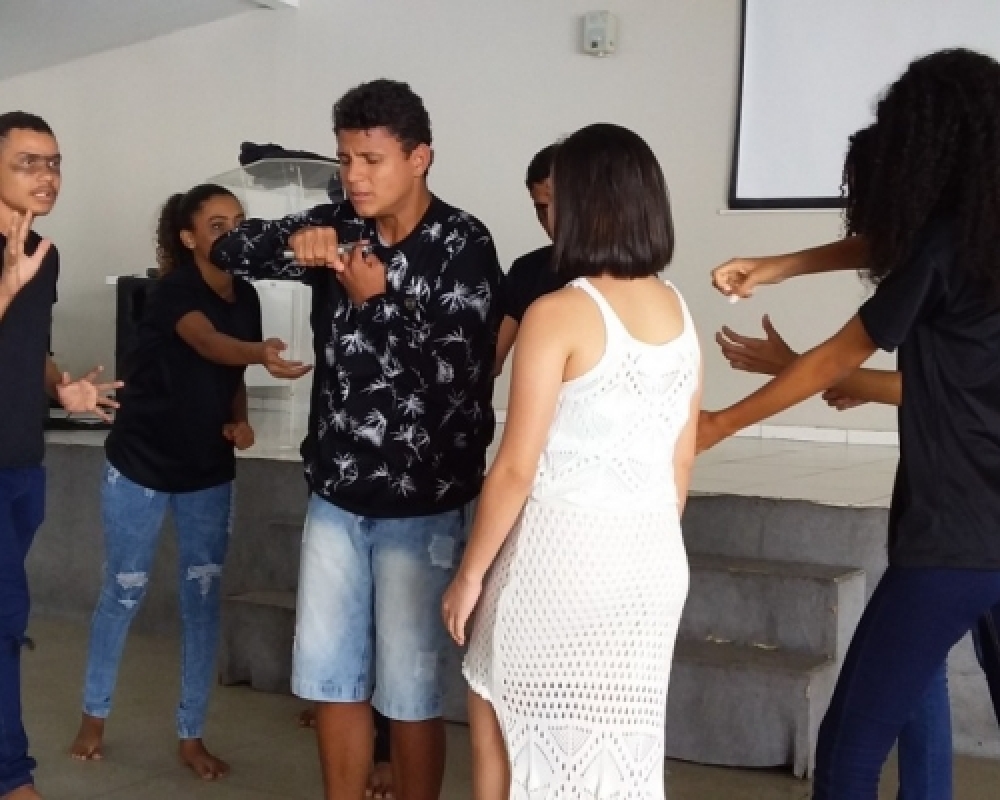 Apresentação teatral marca o encerramento do Projeto Era uma Vez desenvolvido pelo CRAS