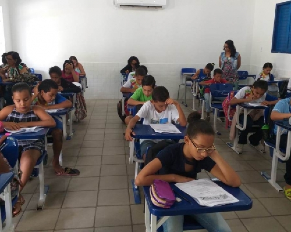 Estudantes dos 5º e 9º anos da Rede Municipal de Ensino de Campo Alegre participaram do 3º simulado