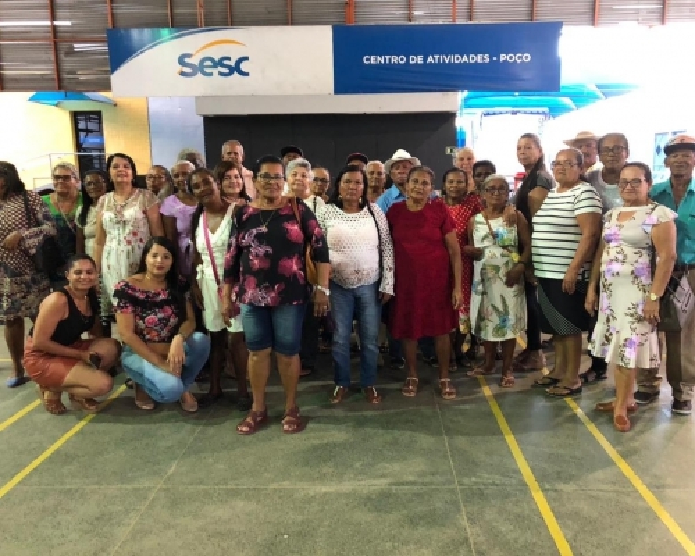 CRAS de Luziápolis realiza passeio com o Grupo de Idosos do SCFV para o SESC – Poço em Maceió
