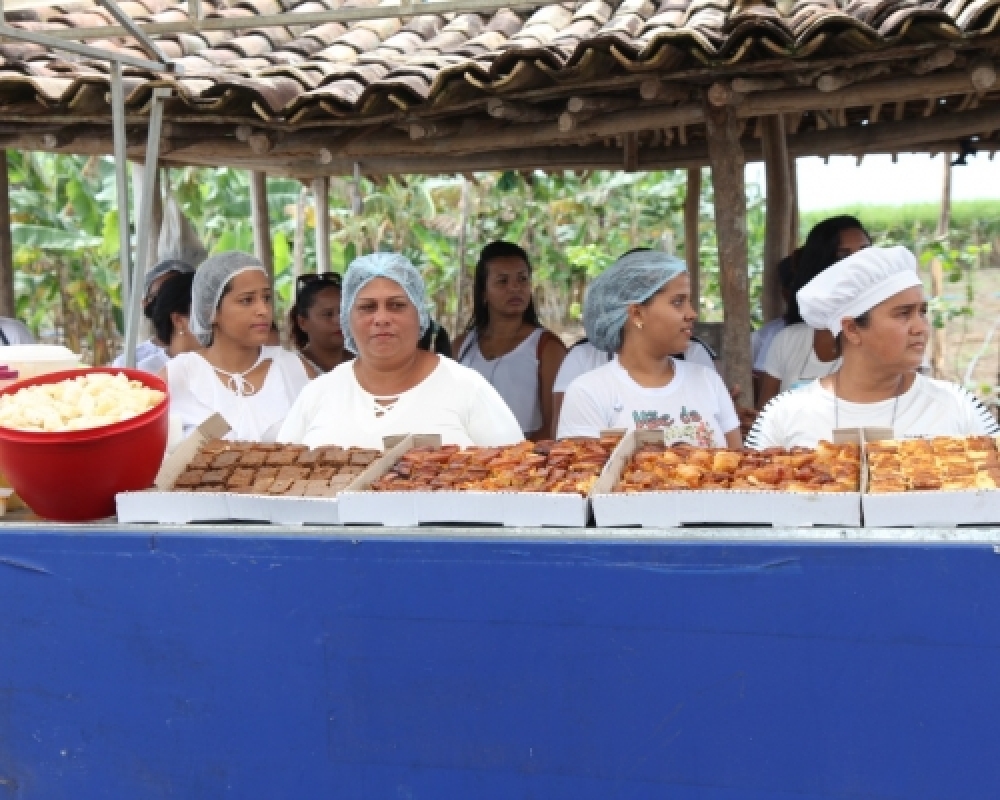 Cooperativa de Mulheres do Povoado Chã da Imbira participam de Dia de Campo