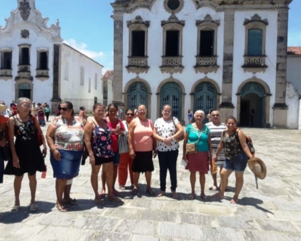 Grupos de Mulheres e Idosas participam de passeio na cidade de Marechal Deodoro 