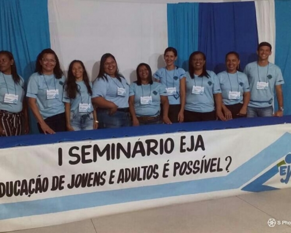 Escola Pedro Oliveira realizou o I Seminário de Jovens e Adultos é Possível?