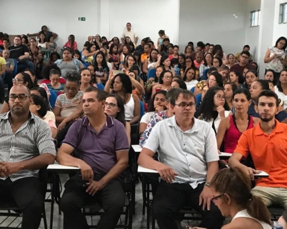 Representantes de Campo Alegre participam do VII Encontro Estadual da EJA em Alagoas