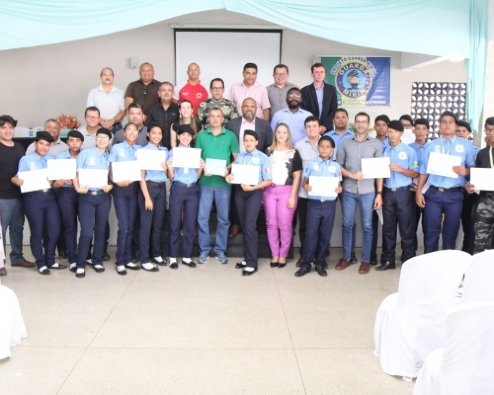 Segurança Institucional realiza solenidade de certificação aos integrantes do Projeto Jovens em Ação