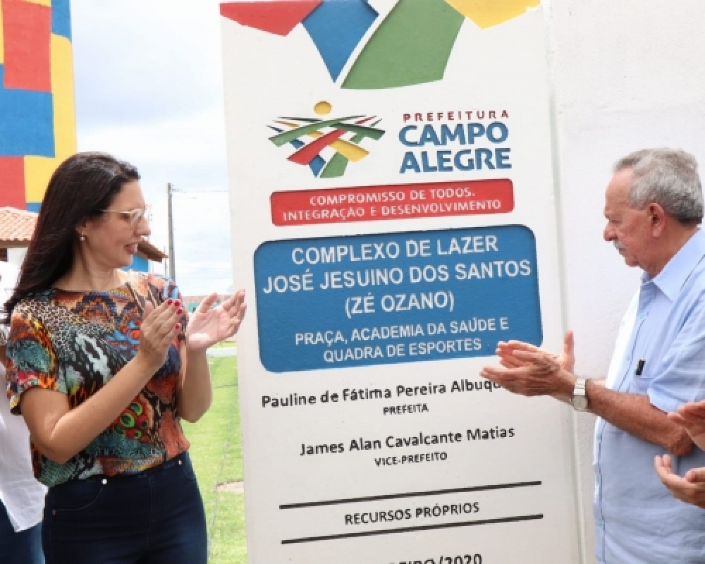 Prefeita Pauline Pereira entrega obras, novos veículos e assina ordem de serviços para pavimentações