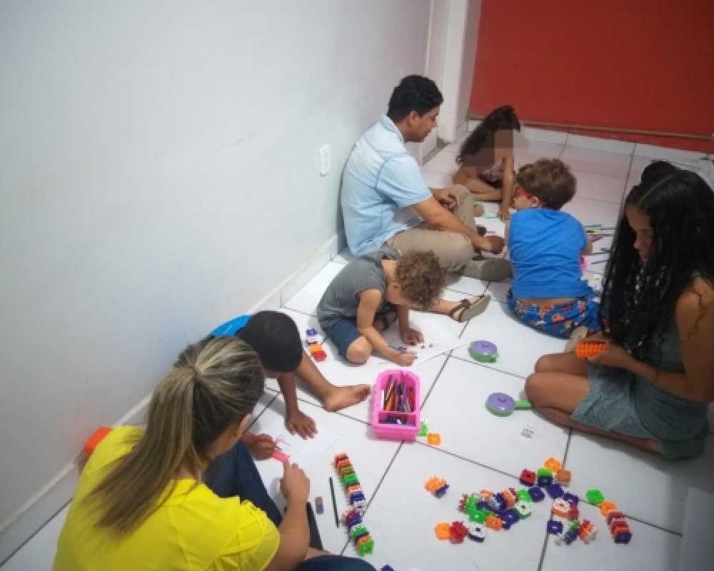 Projeto Fortalecendo Laços realiza oficina visando incentivar a criança na nova rotina escolar