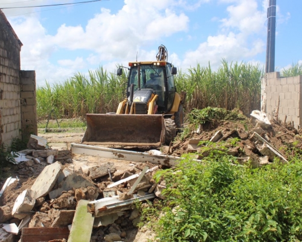 Minha Casa Renovada: Prefeitura realiza a demolição de mais 23 casas para reconstrução 