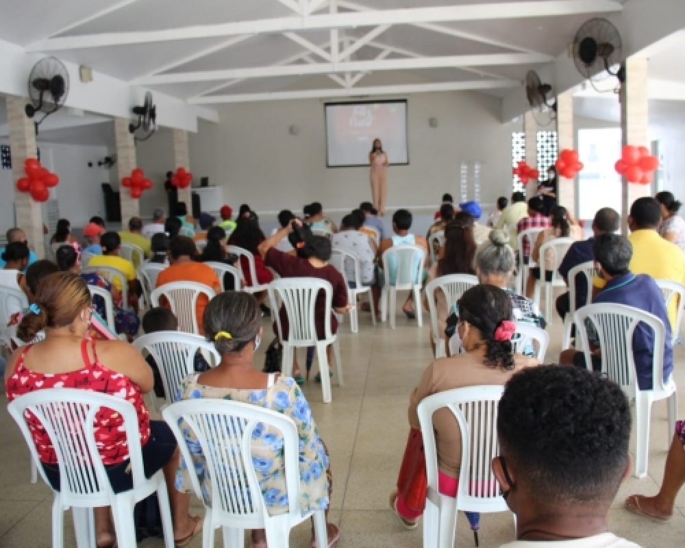 Beneficiários das unidades habitacionais do Residencial Jorge Gomes participaram de reunião