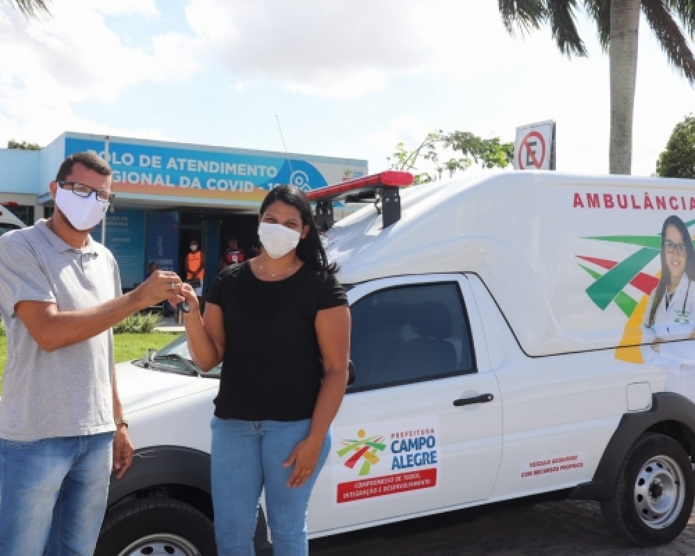 Prefeitura realiza a entrega de mais uma ambulância adquirida com recursos próprios 