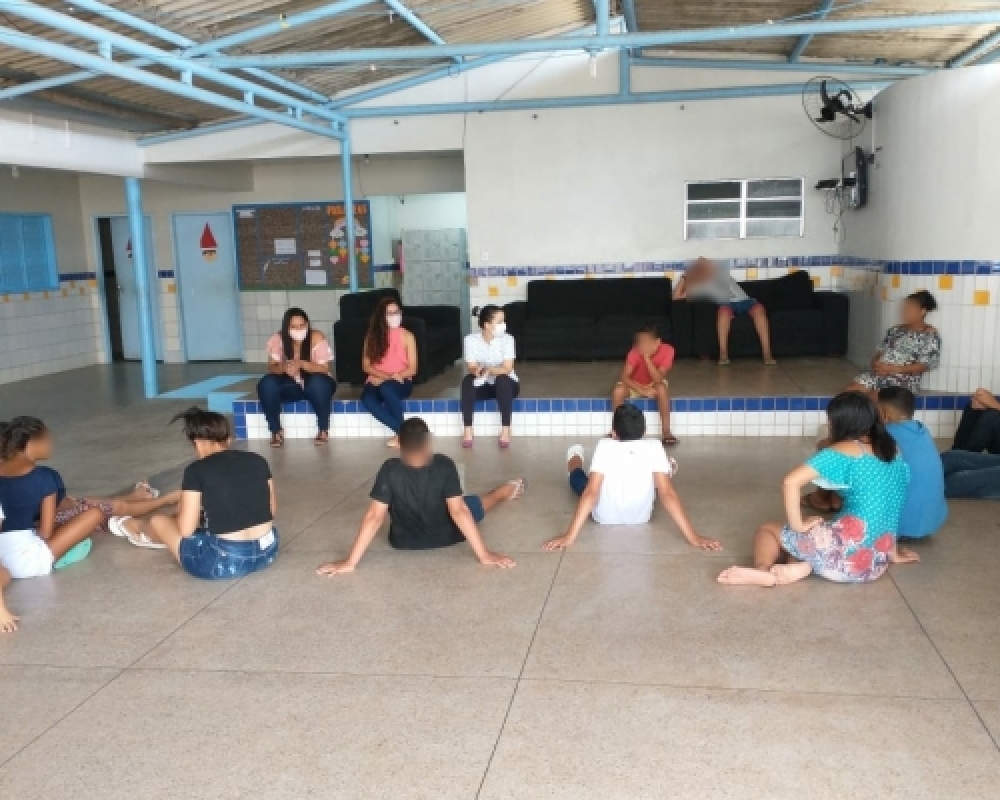 Equipe do Fortalecendo Laços realizou ação com adolescentes do Abrigo Regional 