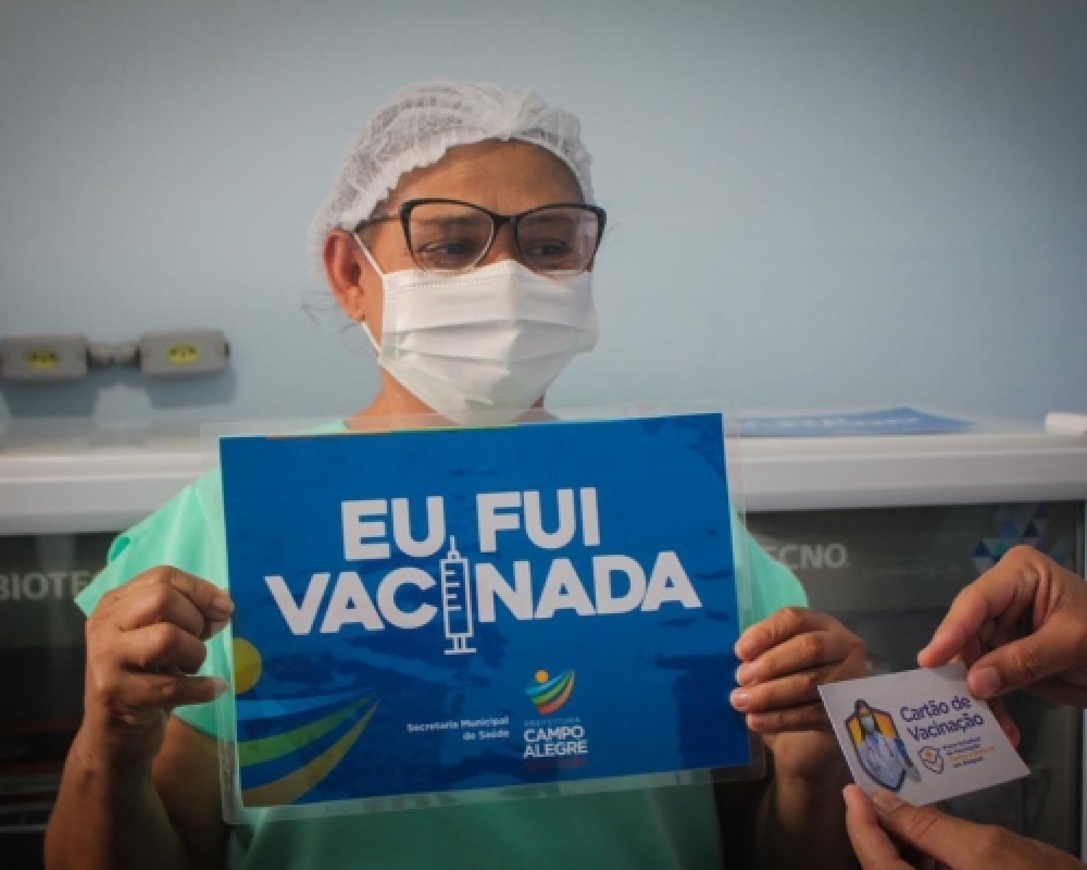 Campo Alegre inicia a vacinação contra o Coronavírus imunizando os profissionais da saúde 