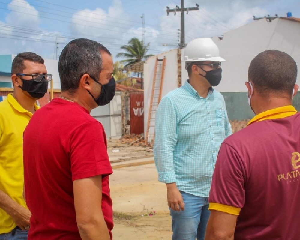 Prefeito Nicolas Pereira visita inicio da construção de mais uma UBS em Luziápolis