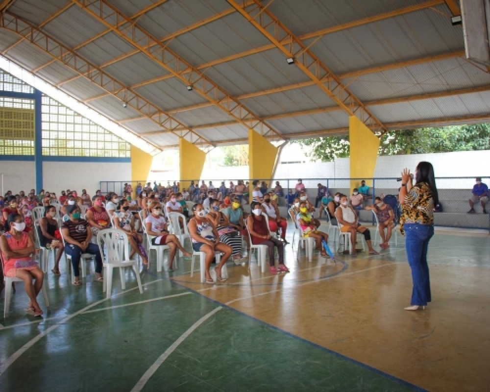 Assistência realiza reunião com beneficiários do Bolsa Alegre da sede, Luziápolis e Chã da Imbira