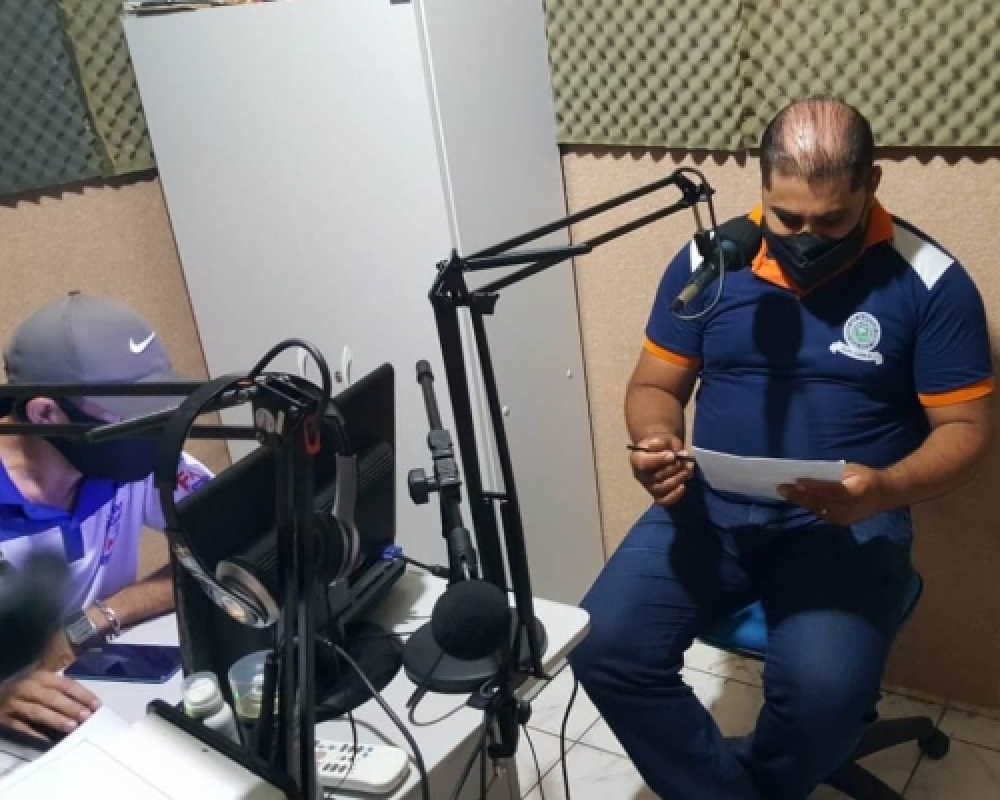 SEMED inicia transmissão do programa CONEXÃO EJA em parceria com Rádio Campo Alegre FM