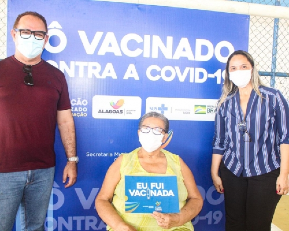Secretaria de Saúde inicia vacinação para os idosos a partir de 66 anos