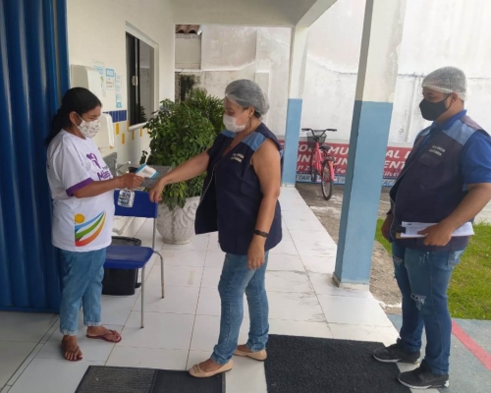 Vigilância Sanitária inspeciona medidas sanitárias adotadas nas Escolas Municipais