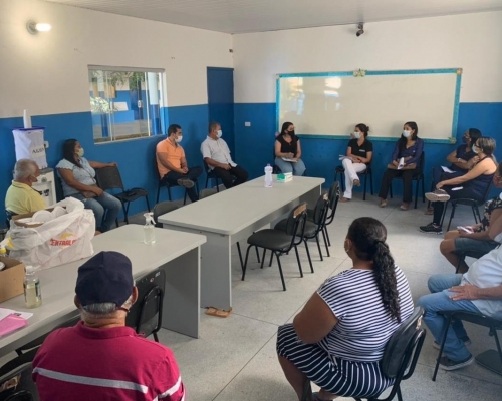 Equipe técnica faz avaliação do andamento das obras de Saneamento Básico e Abastecimento de Água