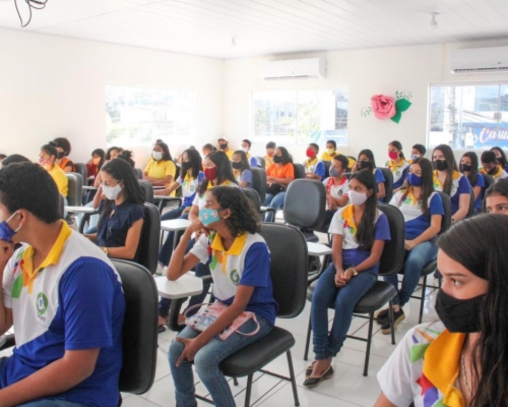 SEMED realiza aula inaugural com estudantes sobre o Projeto de Empreendedorismo e Projeto de Vida