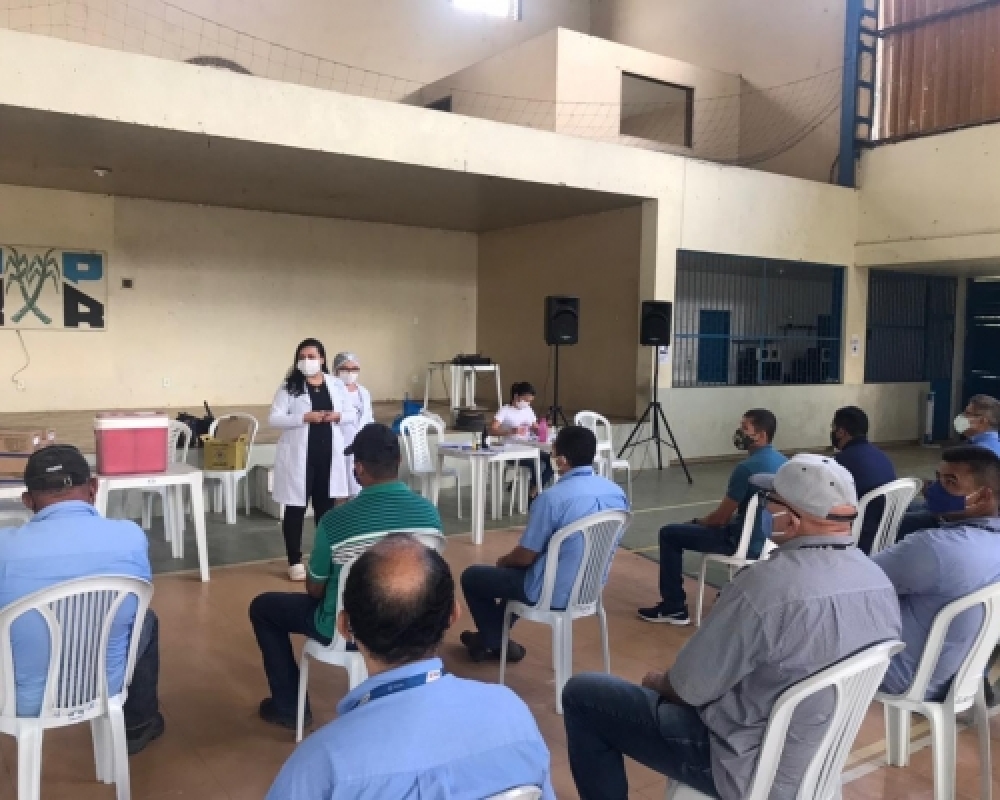 Prefeitura promove ação de saúde para trabalhadores da Usina Porto Rico e vacinação contra a Covid19