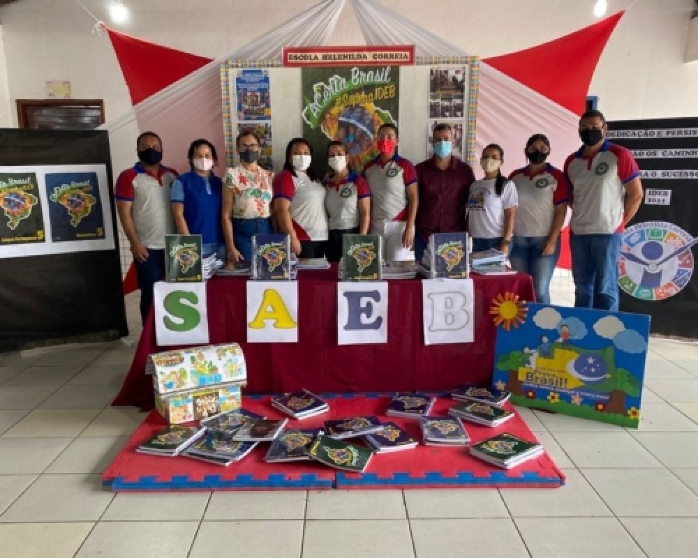 Secretaria de Educação realiza aquisição e distribuição de livros preparatórios para o Saeb 2021