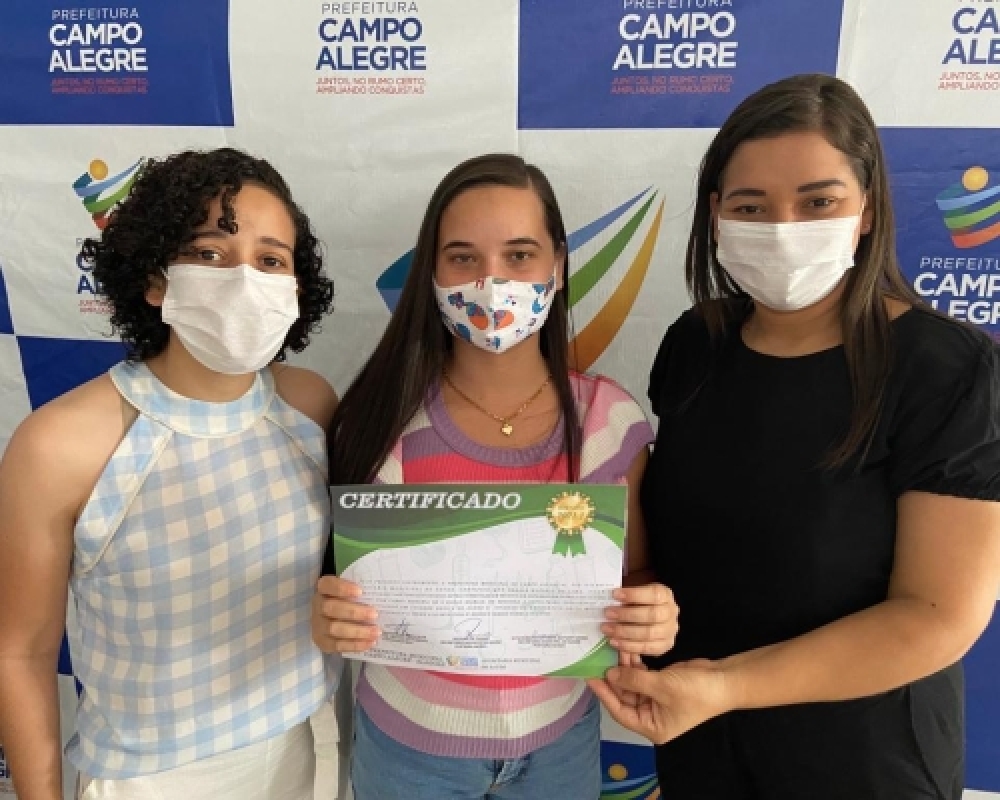 Secretaria de Saúde realizou a entrega de certificados aos estagiários que atuaram no município