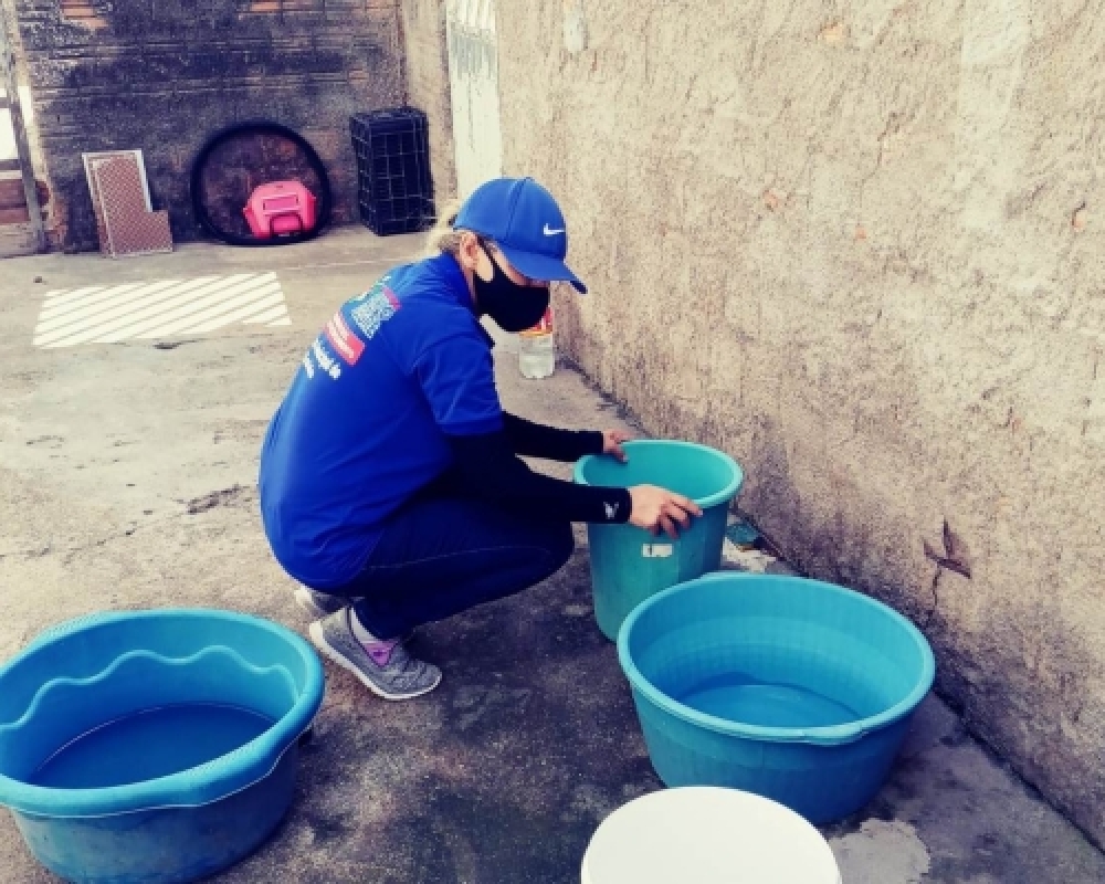 Equipes de Endemias seguem realizando os mutirões de limpeza para o combate da Dengue e Chikungunya
