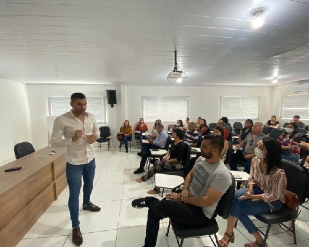 Rede de Atendimento a Criança e Adolescente participa de palestra sobre o Trabalho Infantil 