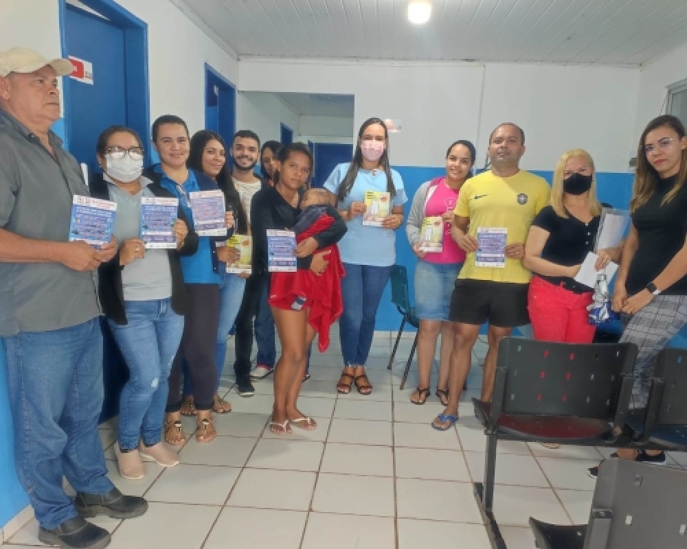 Equipe do Programa Criança Feliz realiza palestra sobre o combate ao Aedes Aegypti