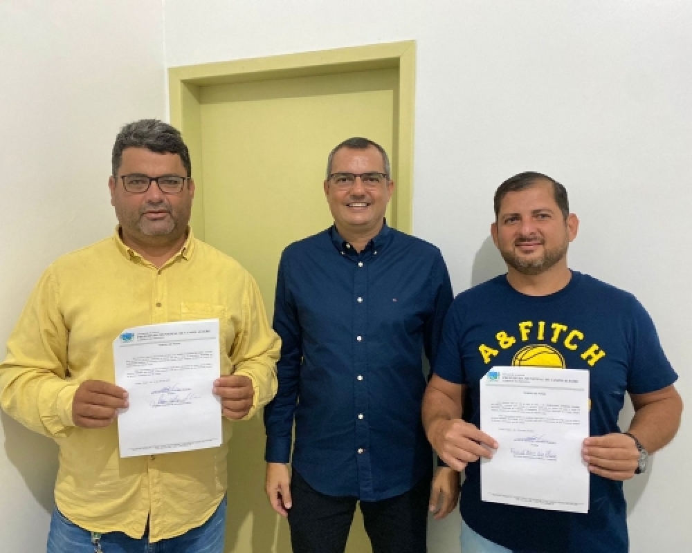 Prefeito Nicolas Pereira empossa novos secretários municipais de Transportes e Articulação política