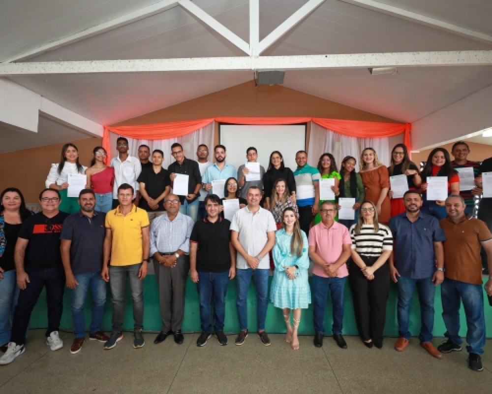 Jovens de Campo Alegre participaram da abertura oficial da Semana da Juventude 2023