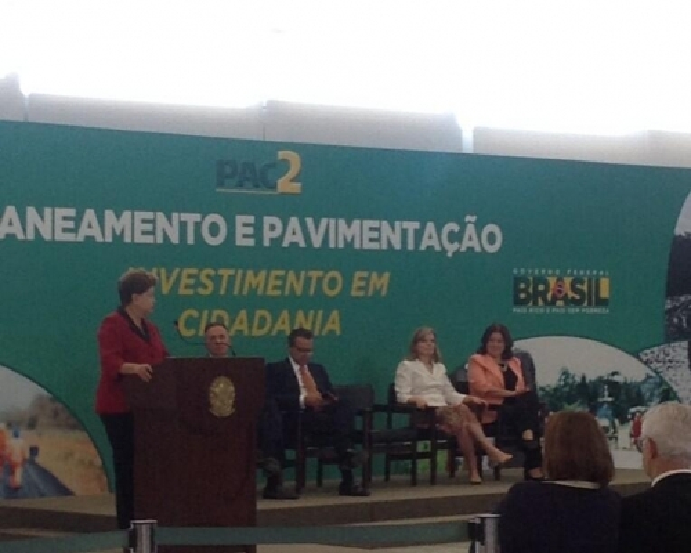 Presidente Dilma anuncia recursos do PAC 2 para obras no Distrito de Luziápolis em Campo Alegre