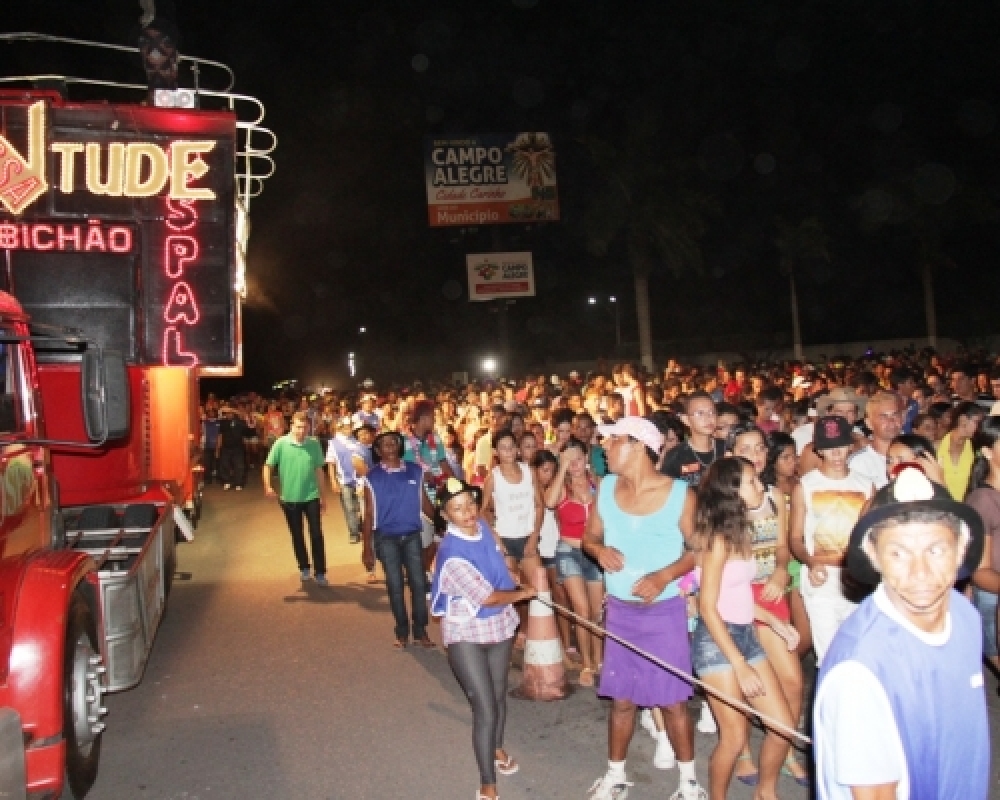 Paz e alegria marcam o Carnaval da integração 2014 em Campo Alegre