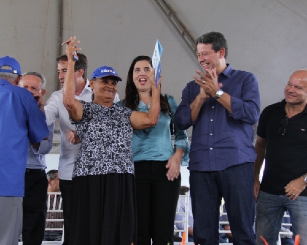 Governo Federal entregou 420 casas pelo Minha Casa Minha Vida em Campo Alegre