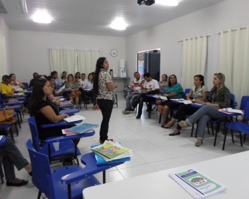 SEMED realiza primeira reunião para instituir a Rede Municipal da Primeira Infância