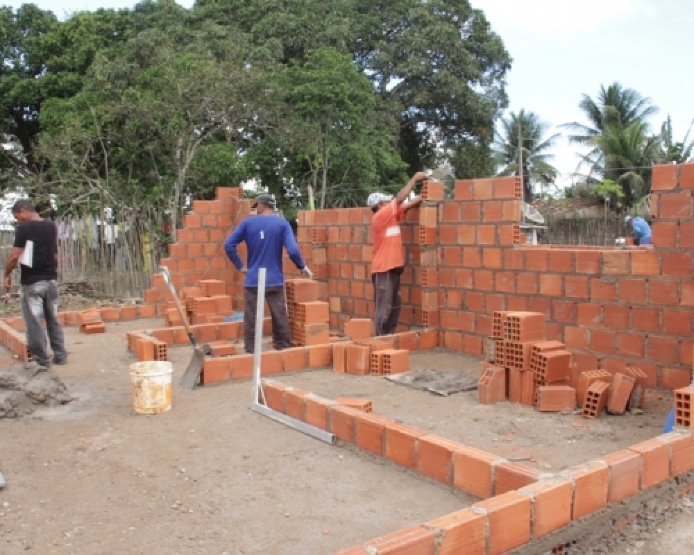 Comunidade do Povoado Chã da Imbira recebe a construção de 50 casas pelo PNHR