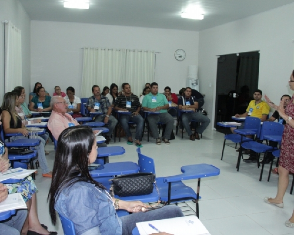 Secretaria de Indústria e Comércio realiza encerramento de Curso oferecido aos empresários locais