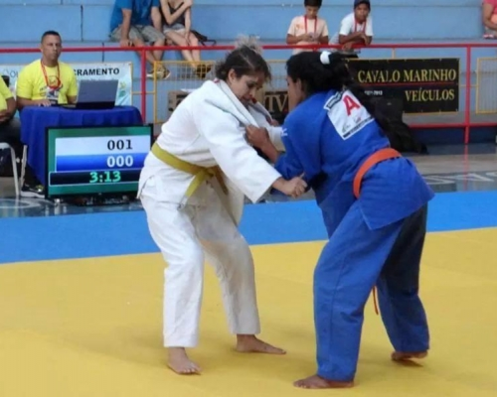 Estudantes atletas de Campo Alegre se destacam no JEAL - Jogos estudantis de Alagoas