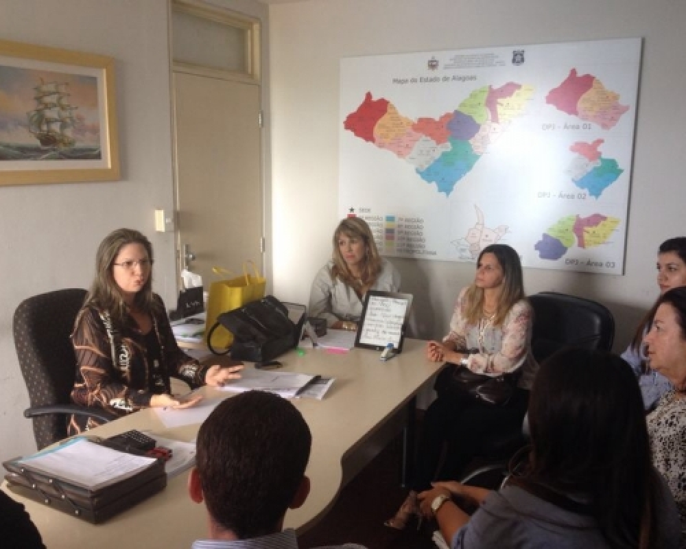 Prefeitura de Campo Alegre busca apoio para reduzir violência Contra a Mulher